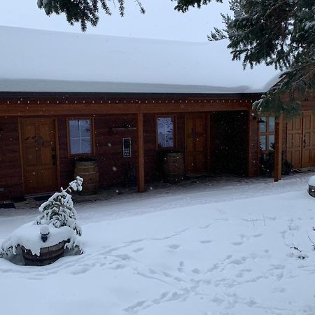 The Horse Lake Inn Lone Butte المظهر الخارجي الصورة