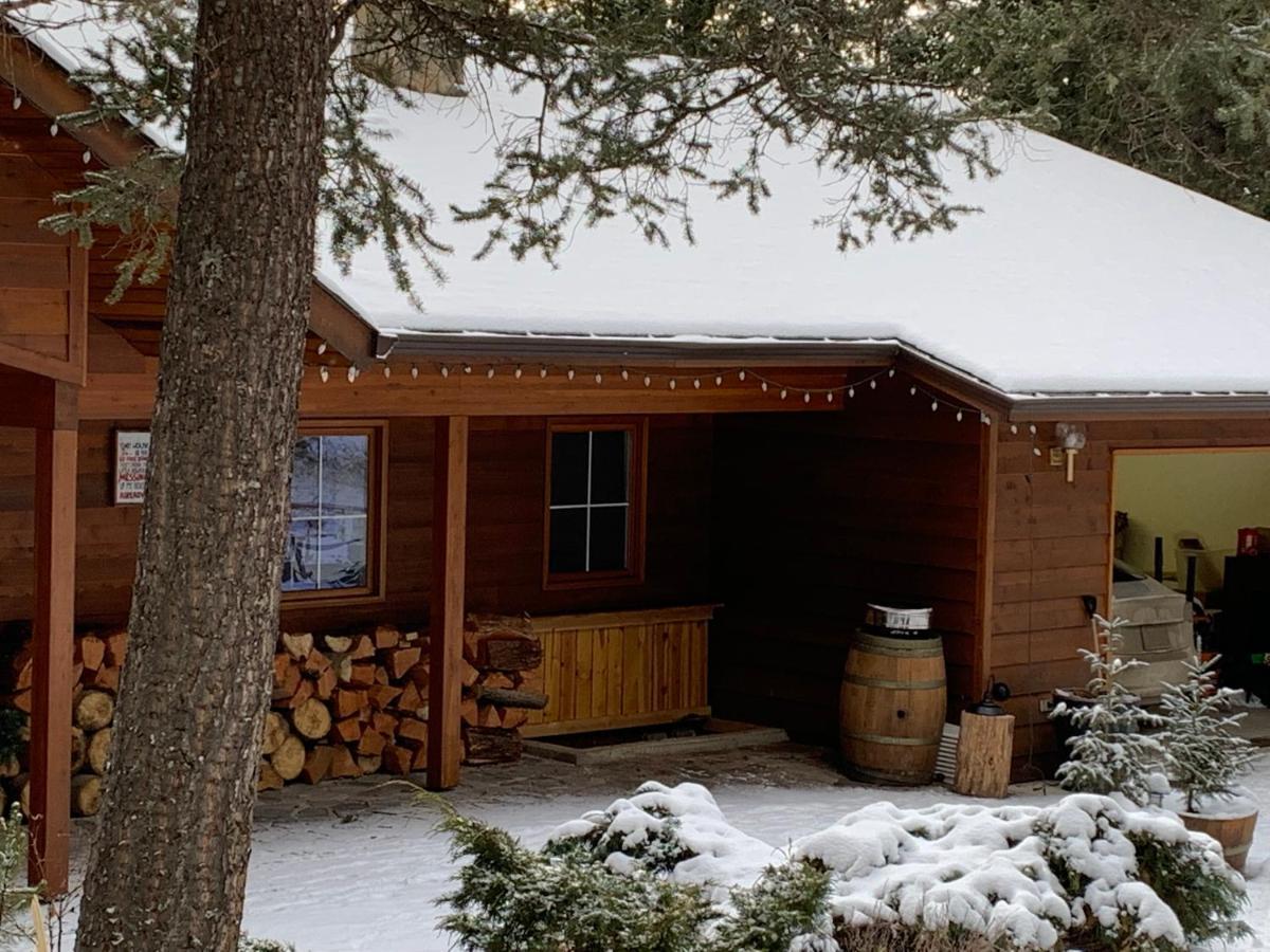The Horse Lake Inn Lone Butte المظهر الخارجي الصورة